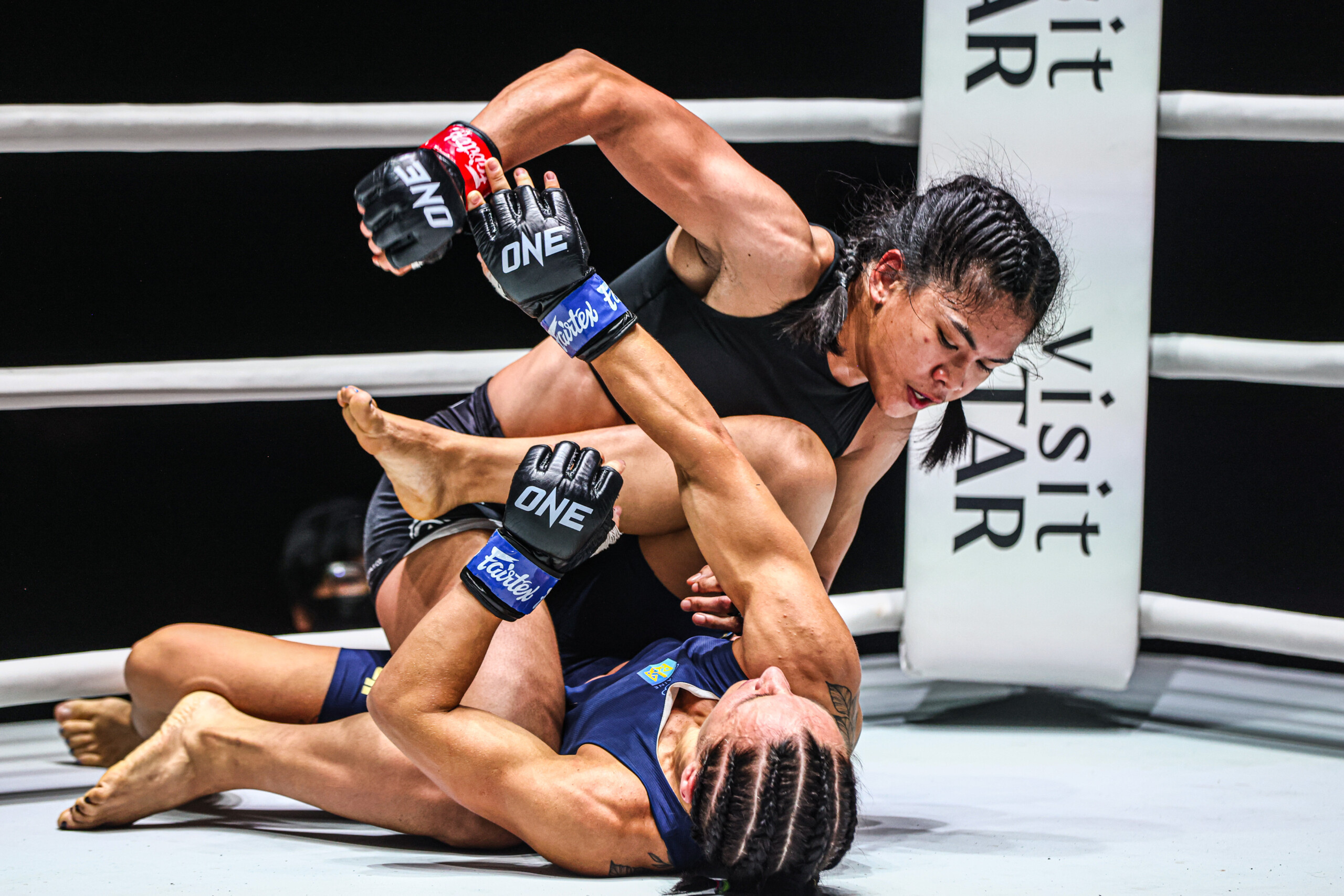 Denice Zamboanga Alyona Rassohyna ONE Fight Night 27 51