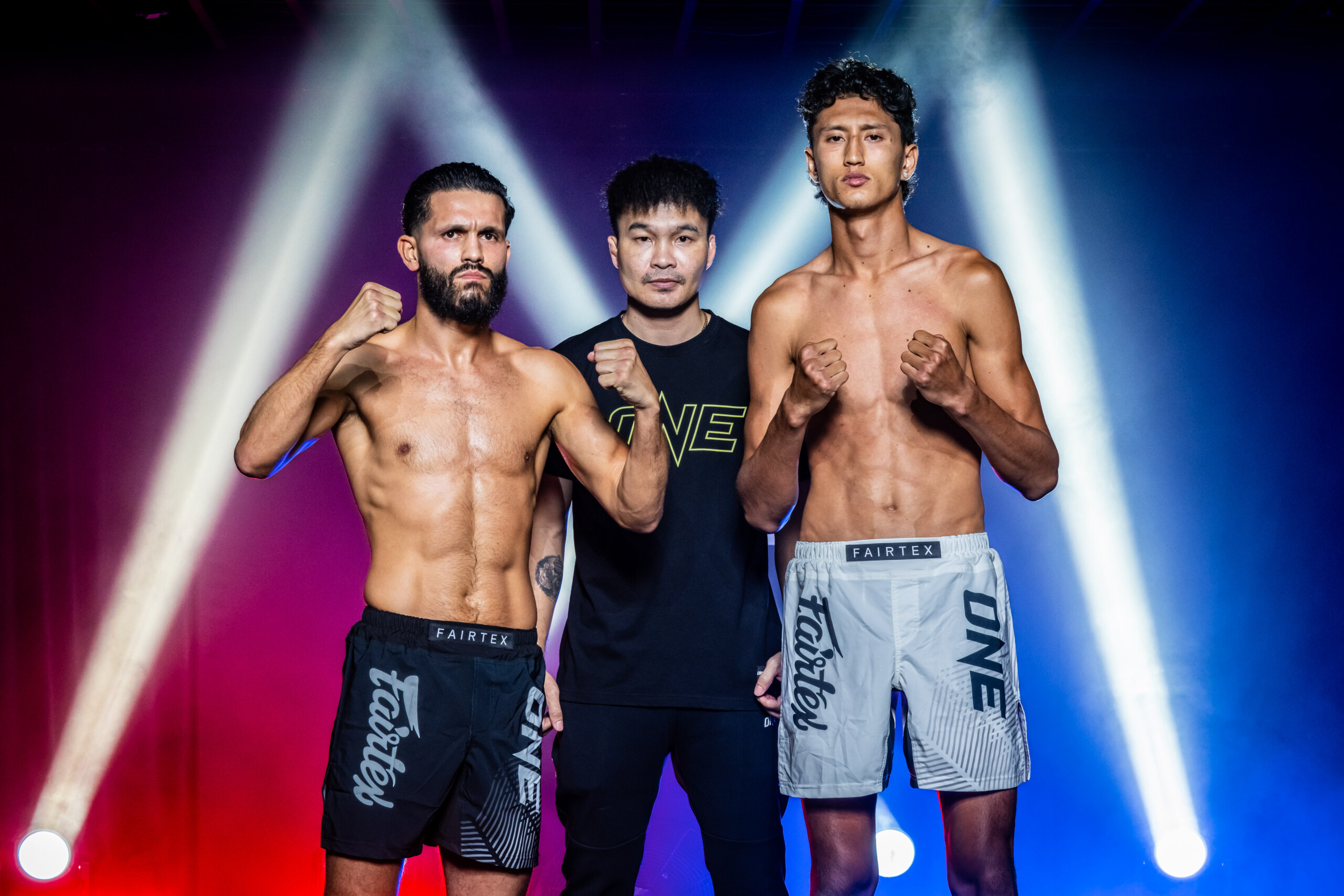 Kickboxers Ilias Ennahachi and Nabil Anane face off