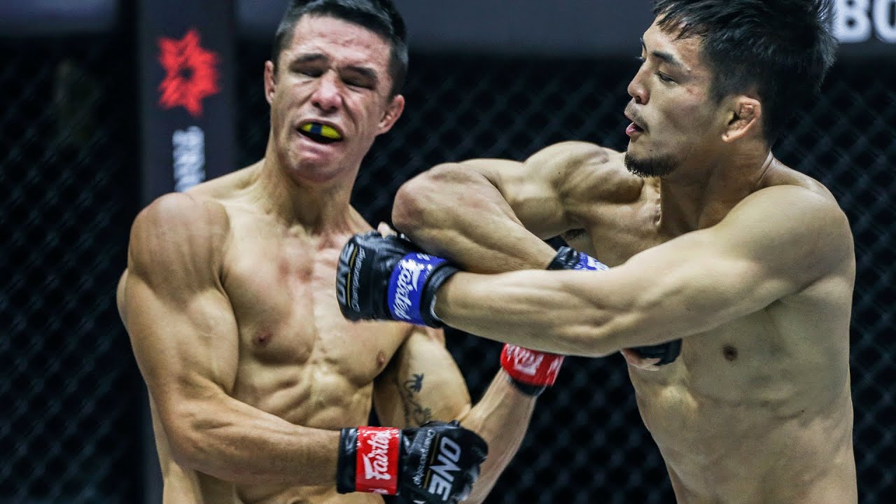 nonstop action reece mclaren vs yuya wakamatsu was wild 1