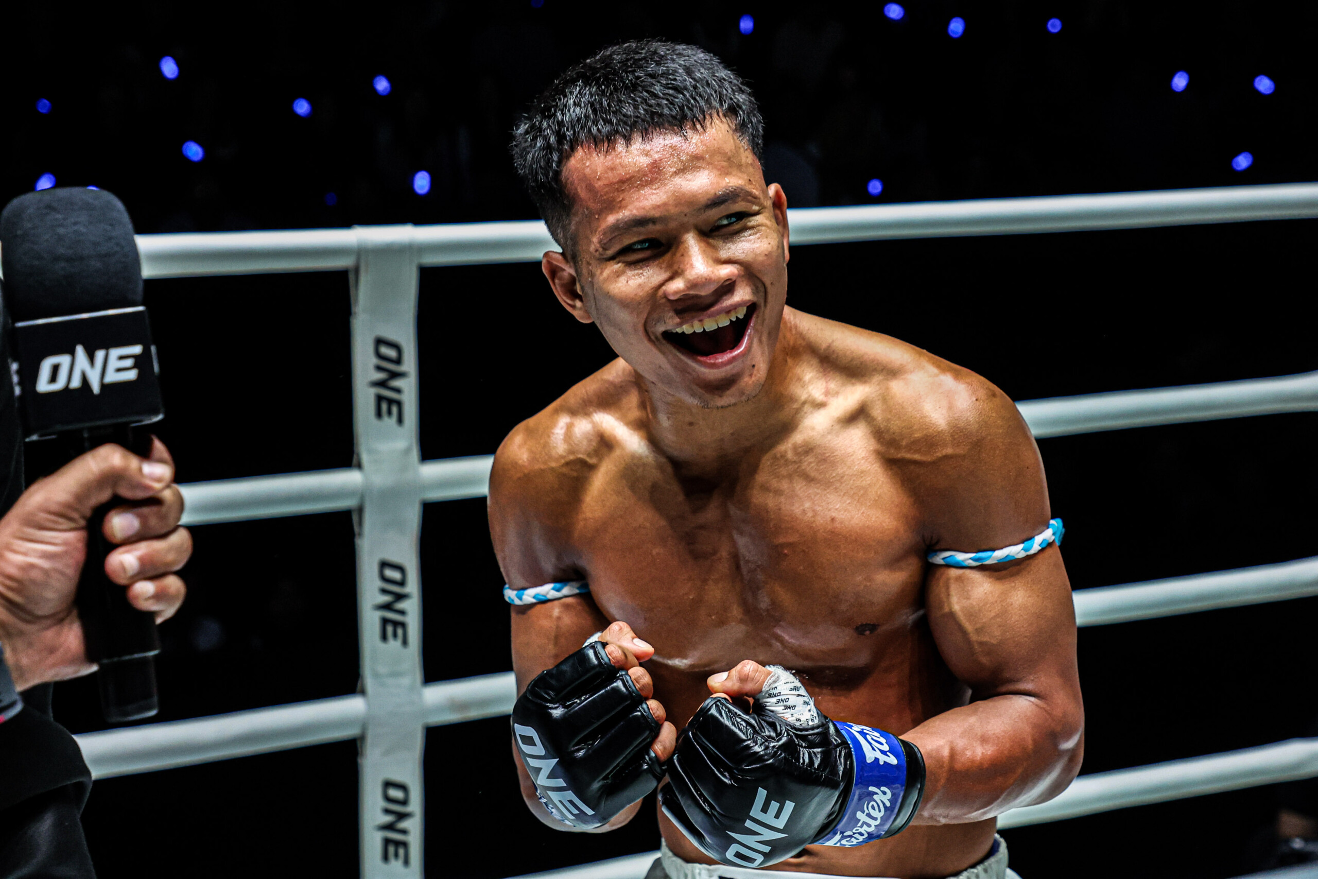 Numsurin Chor Ketwina Paeyim Sor Boonmeerit ONE Friday Fights 113 33