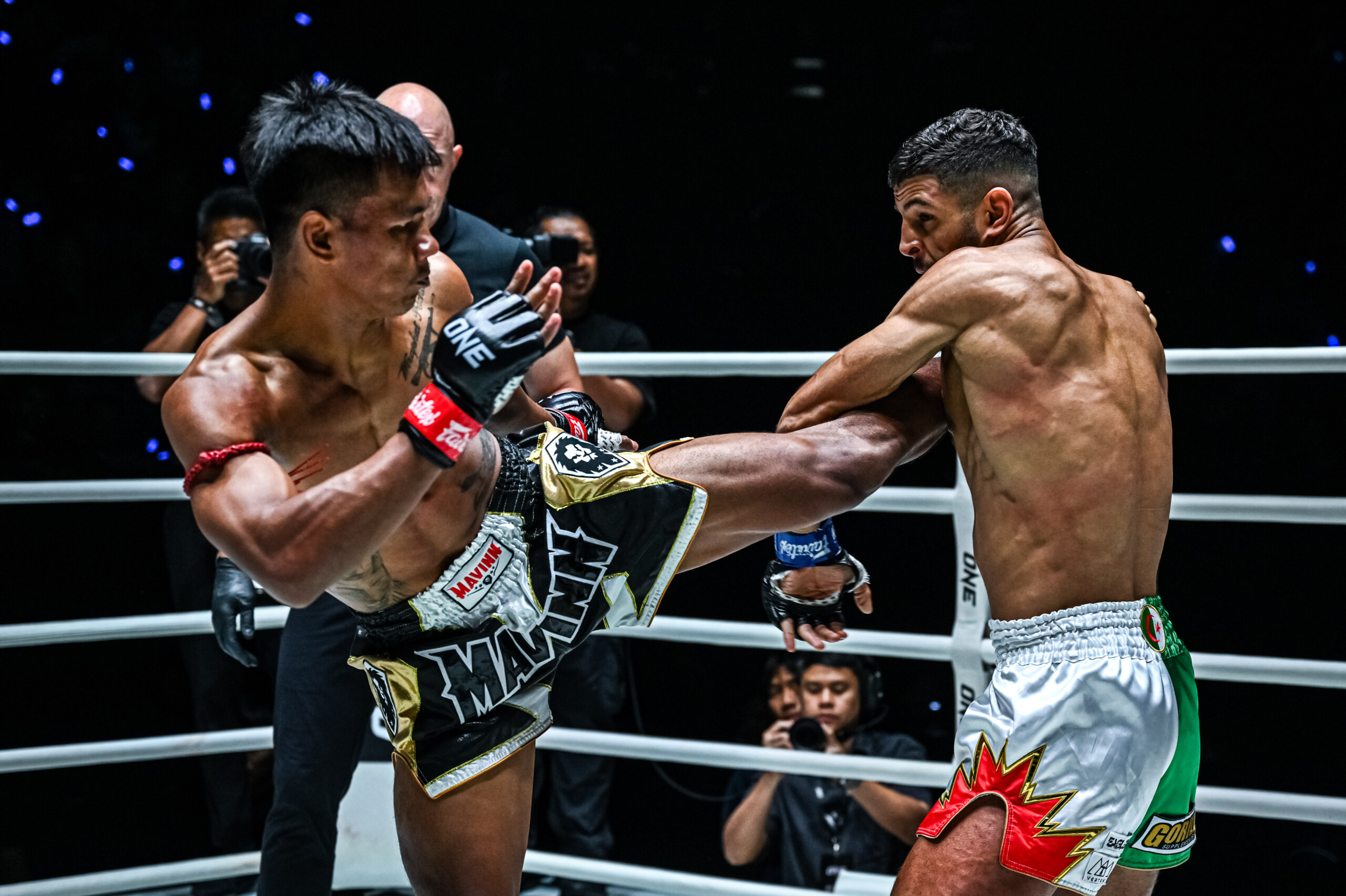 Shadow Singha Mawynn Mohamed Younes Rabah ONE Fight Night 33 8