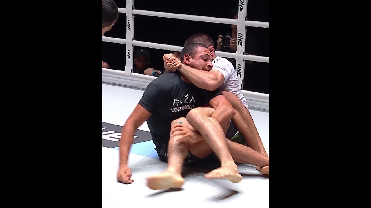 Tapped him out TWICE ✌️