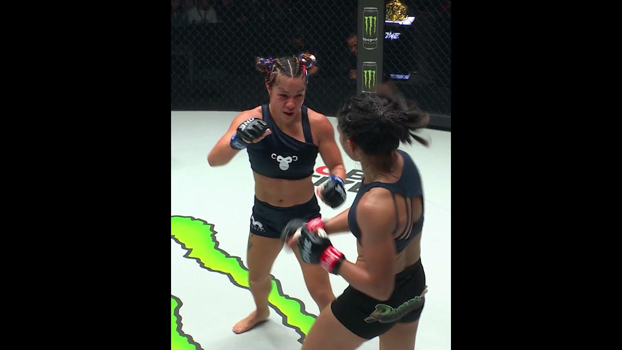 When Denice Zamboanga and Noelle Grandjean went head to head in an atomweight MMA banger!