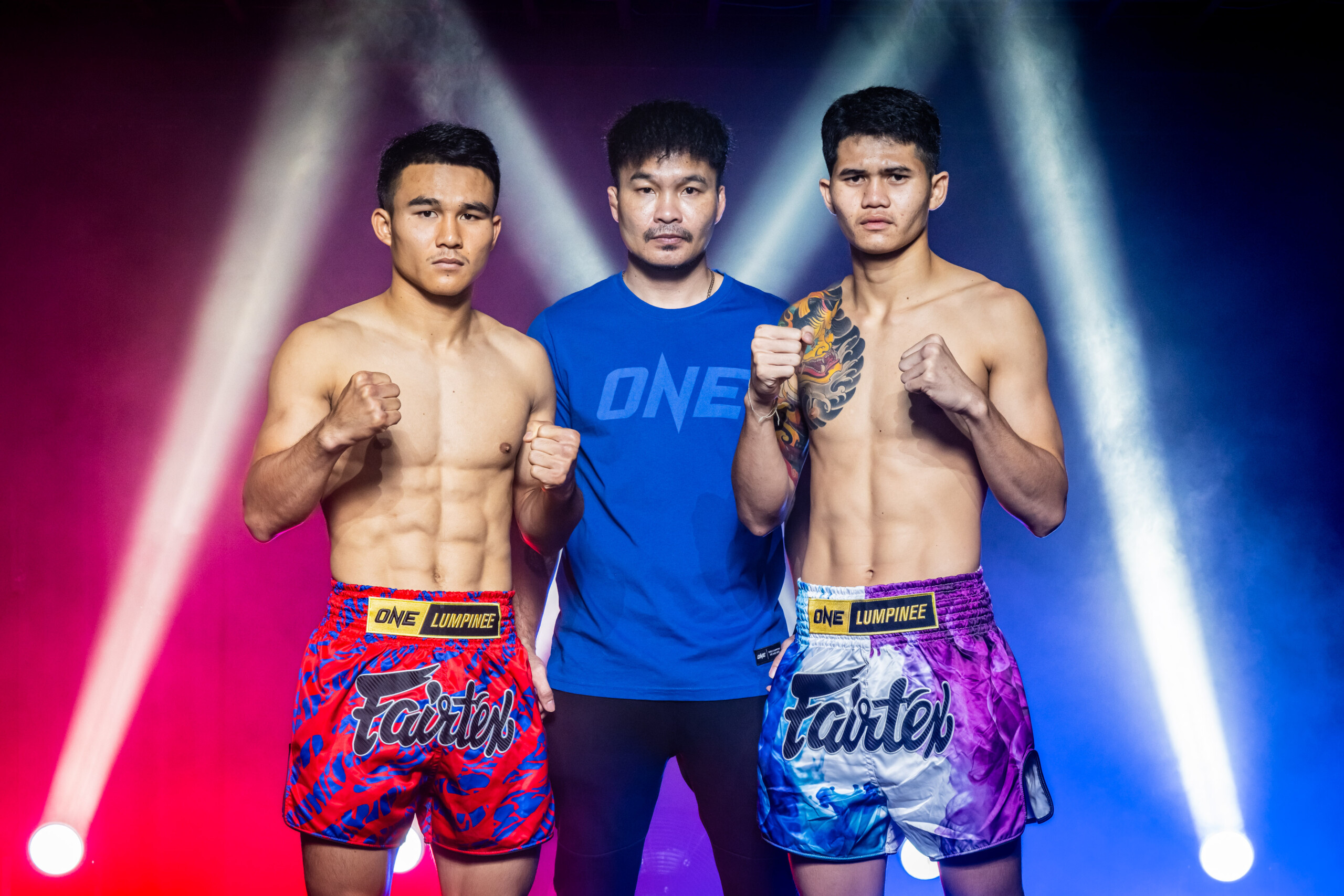 Muay Thai fighters Worapon Lukjaoporongtom and Kongkula Jitmuangnon face off